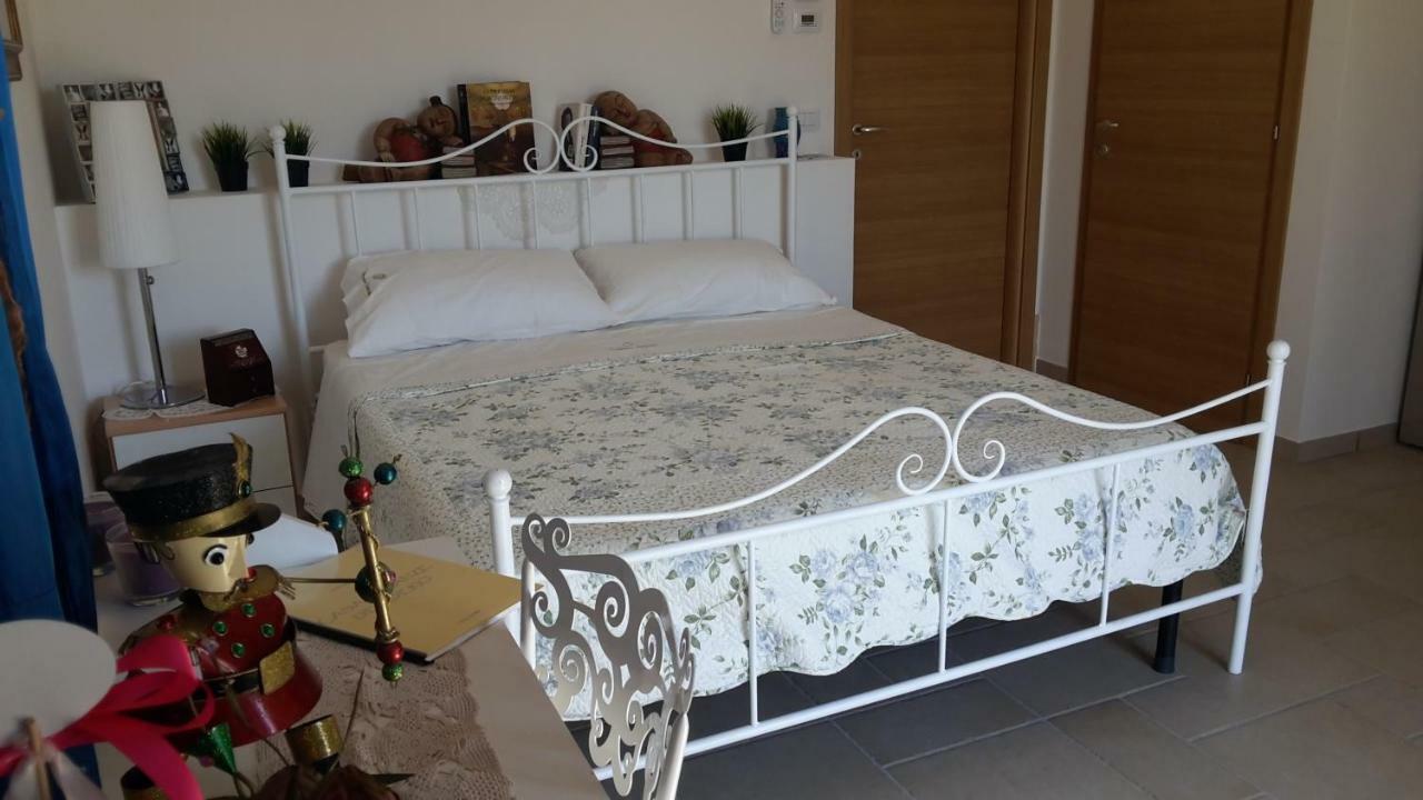 מלון Monsampolo Del Tronto A Casa Di Desideria מראה חיצוני תמונה
